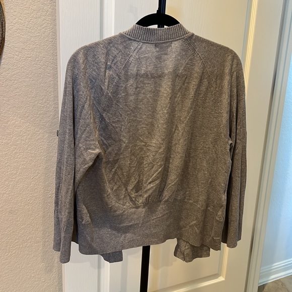 Eddie Bauer Light Gray Open Front Shrug Cardigan Sweater Women’s Large Knit - Picture 6 of 6